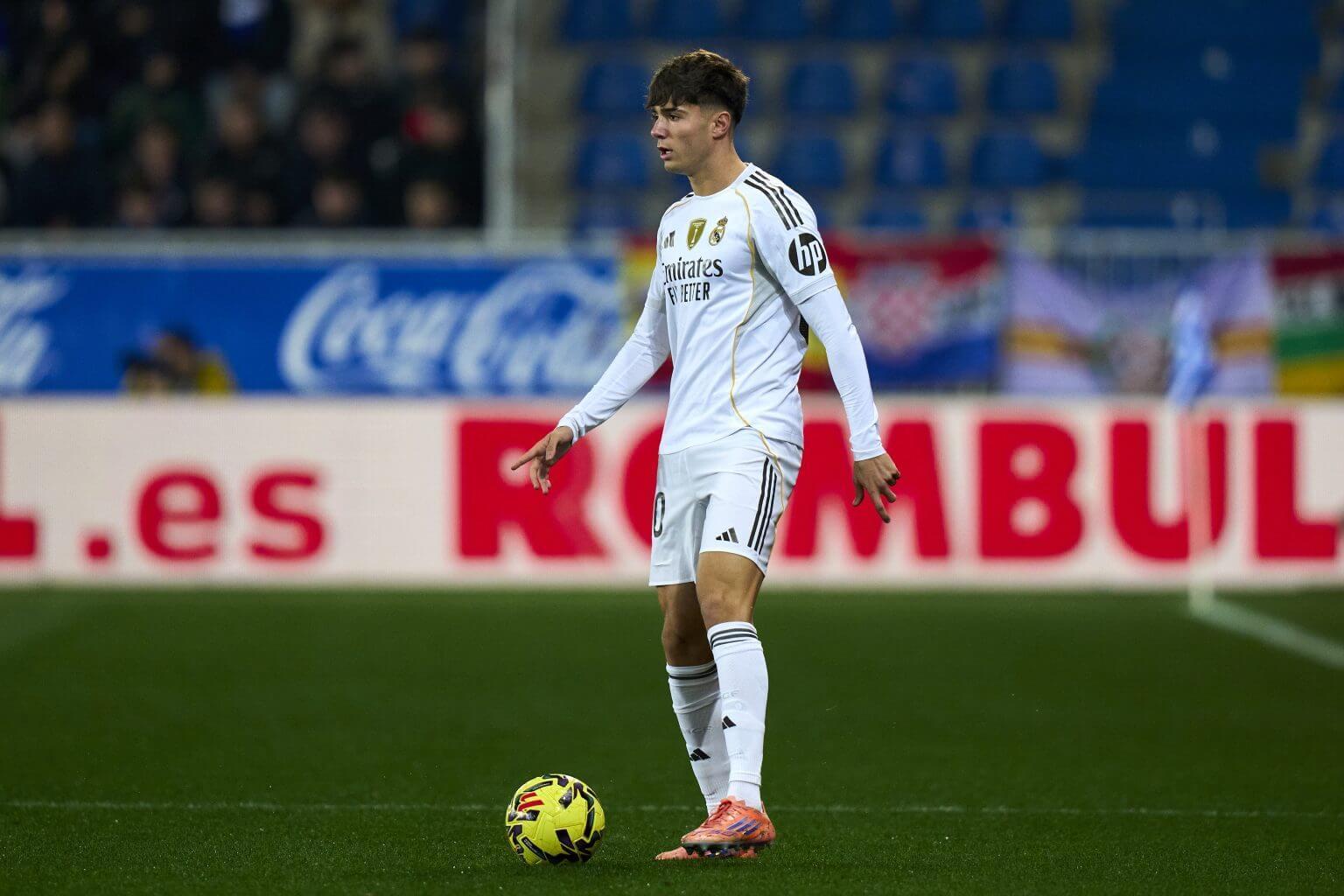 kaiyun官网-TA：阿森纳关注19岁的巴尔德佩尼亚斯与17岁的贝利尼奥