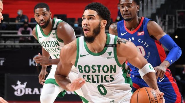 12助攻0失误再送绝杀 关键时刻塔图姆已游刃有余